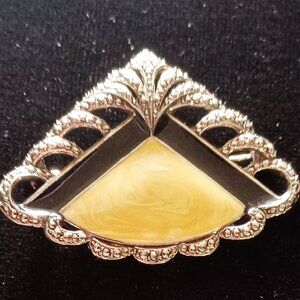 Art Deco Marcasite, marbled Gold, with Black enamel Intricate Fan Brooch